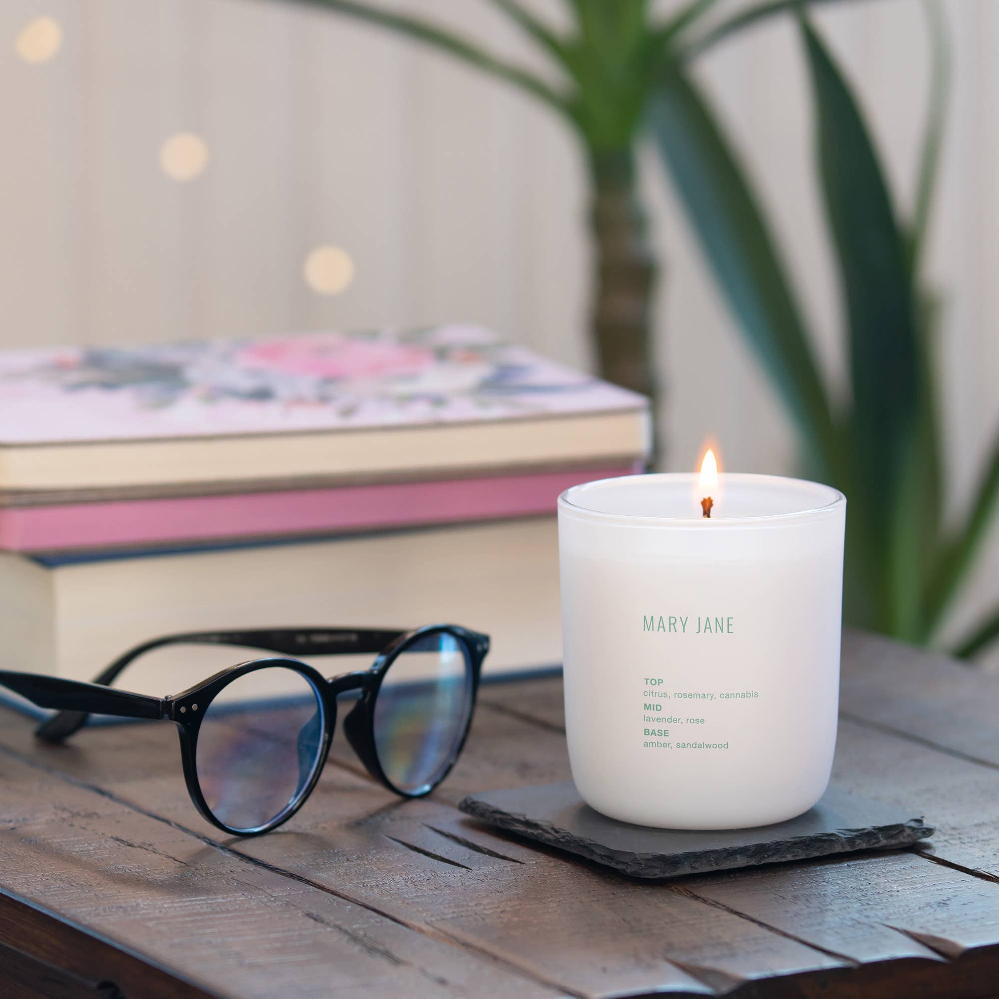 Studio Oh! - Mary Jane Signature Candle